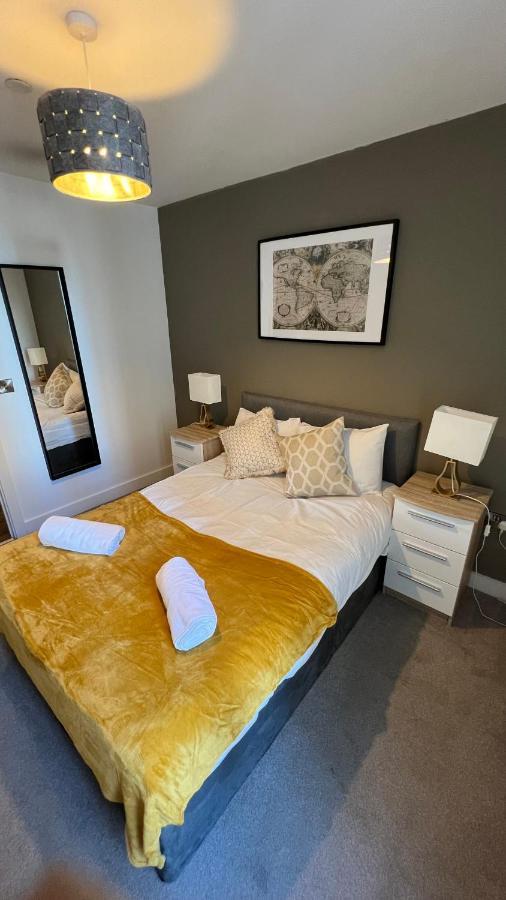 Stunning Manchester City Centre Apartment! Ideal For Small Groups Exterior foto